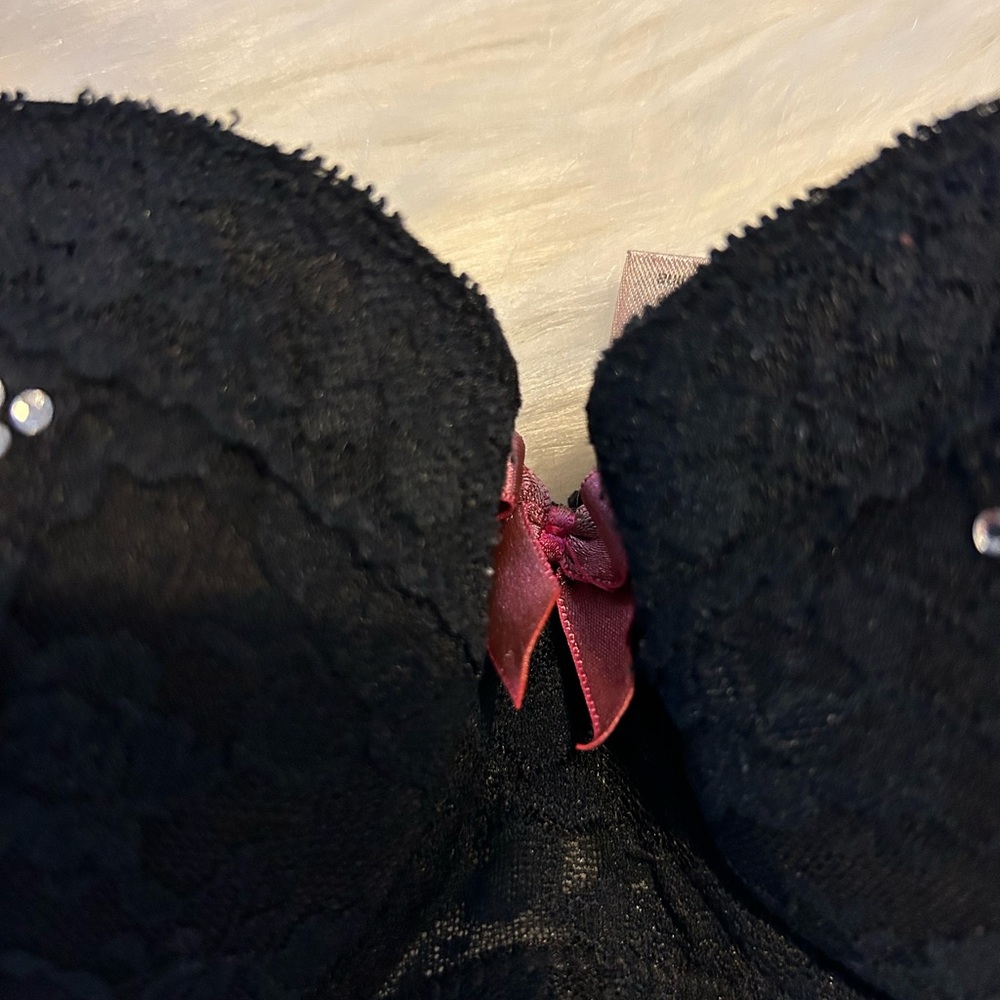 Chic Black Lace Bra with Sparkling Accents❤️32B - Picture 3 of 9